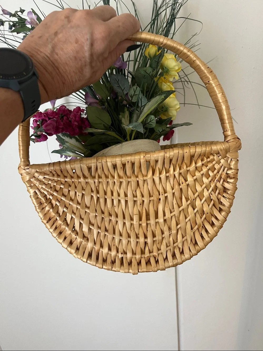 VinWoven Half Moon Wall Basket